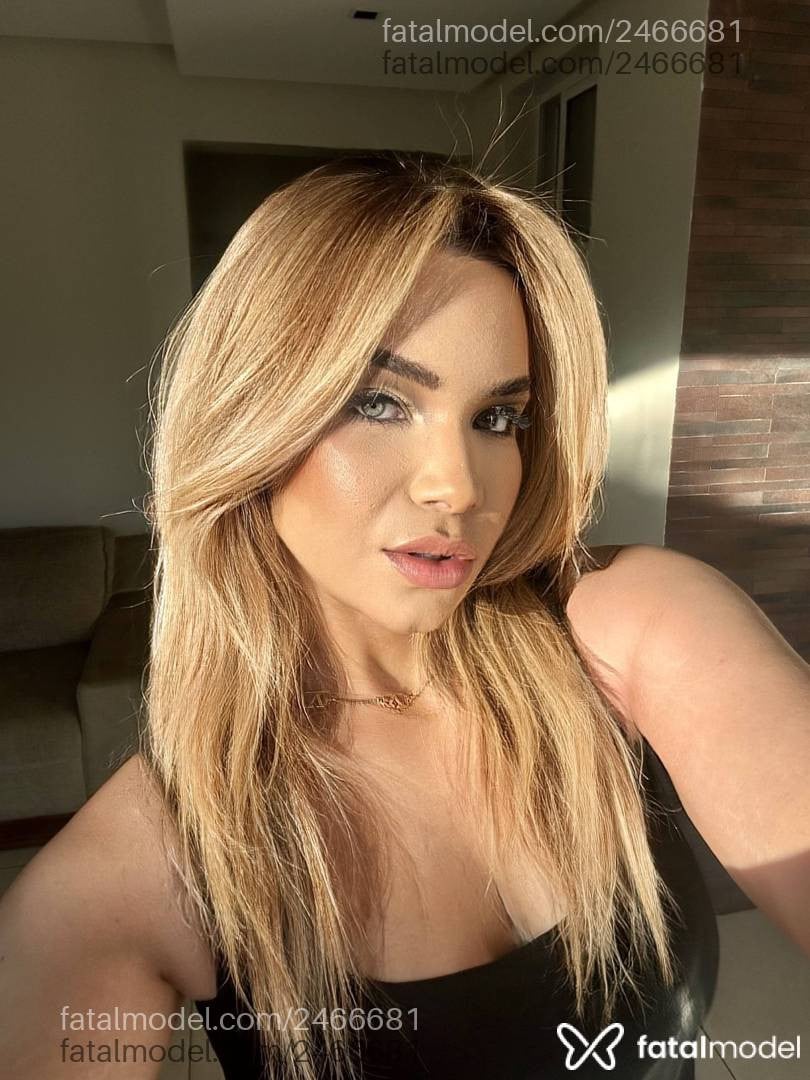 Acompanhante mulher loira (o) de olhos azuis em Uberlândia - Sofia Brandão