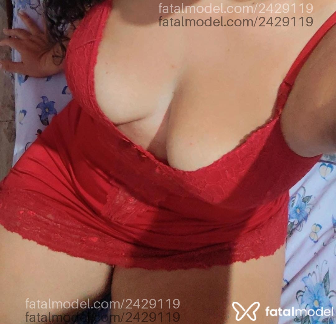 Acompanhante mulher com cabelo castanho de olhos mel em Ariquemes Acompanhante mulher com cabelo castanho de olhos mel em Ariquemes - Morena