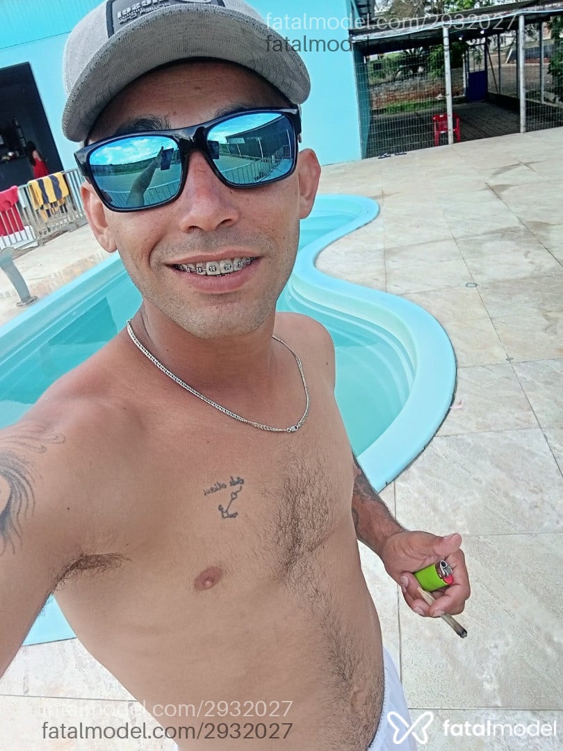 Acompanhante homem morena (o) de olhos pretos em Dois Vizinhos - Desbravador
