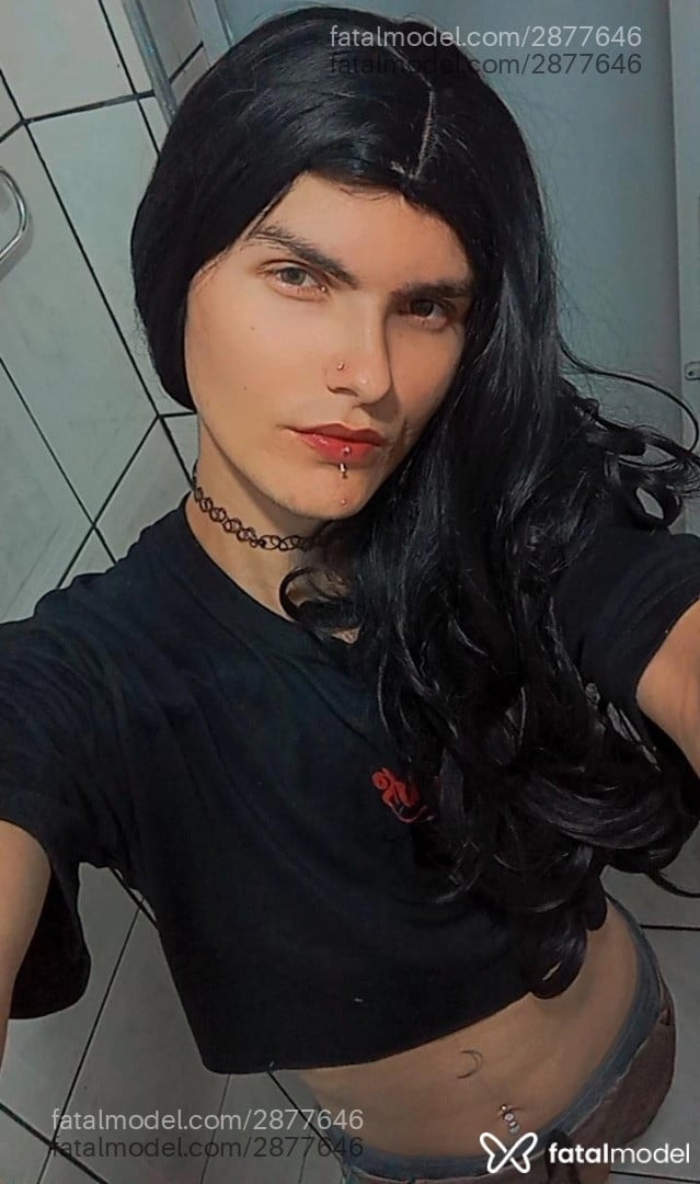 Acompanhante mulher trans loira (o) de olhos verdes - Lara Croftt Acompanhante mulher trans loira (o) de olhos verdes - Lara Croftt