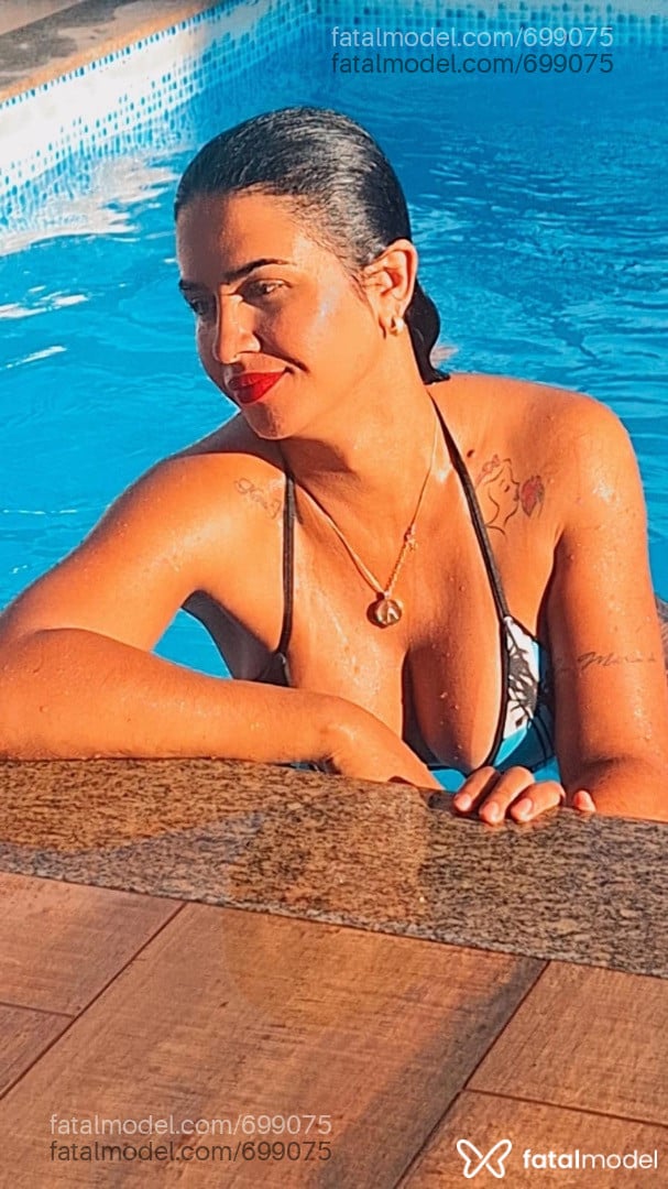 Acompanhante mulher trans morena (o) de olhos pretos em Ribeirão Preto - Amora Duarte
