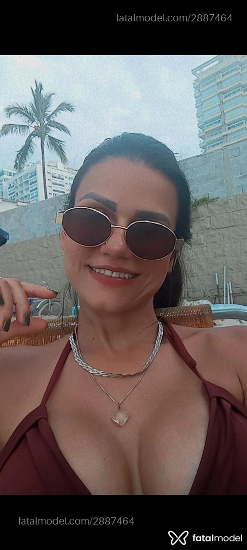 Acompanhante mulher morena (o) de olhos castanhos - Pandora Acompanhante mulher morena (o) de olhos castanhos - Pandora