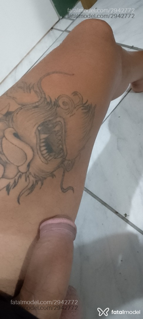 Acompanhante homem morena (o) de olhos pretos - Conrrado Acompanhante homem morena (o) de olhos pretos - Conrrado