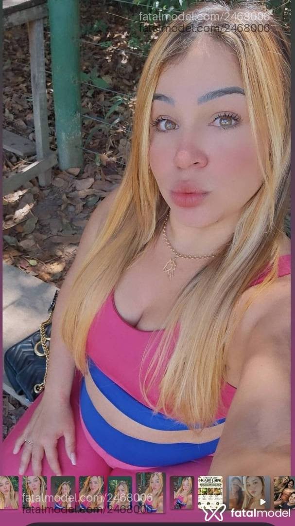 Acompanhante mulher ruiva (o) de olhos verdes - Esmeralda