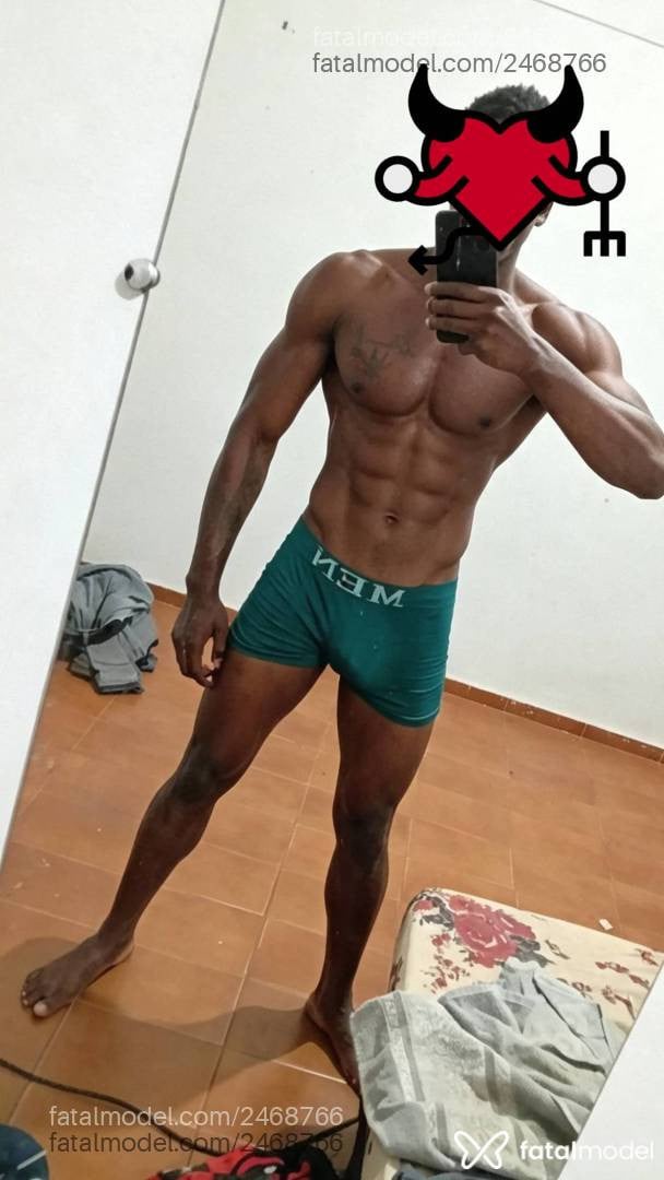 Acompanhante homem morena (o) de olhos pretos - Realizadodeprazer