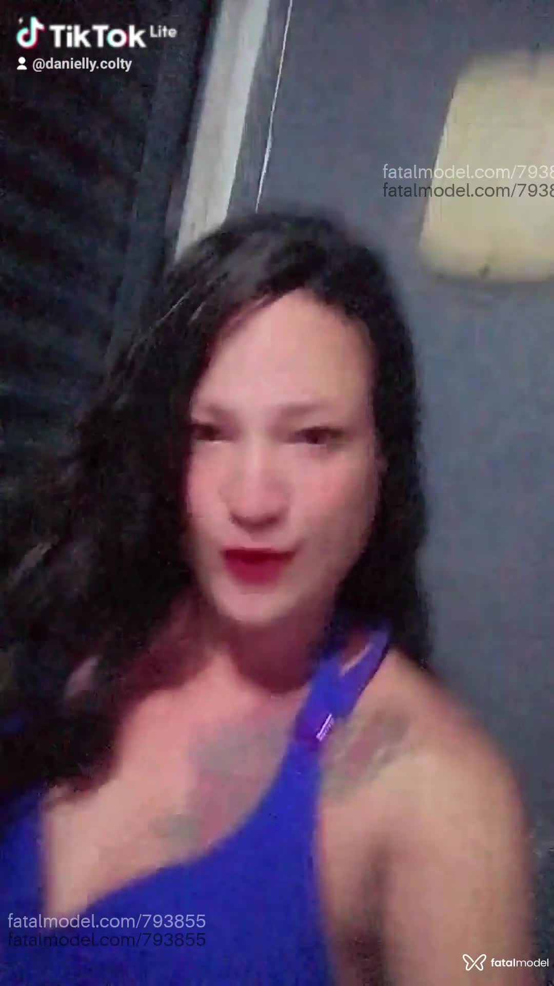 Acompanhante mulher trans morena (o) de olhos castanhos em Vargem - Danielly Colty