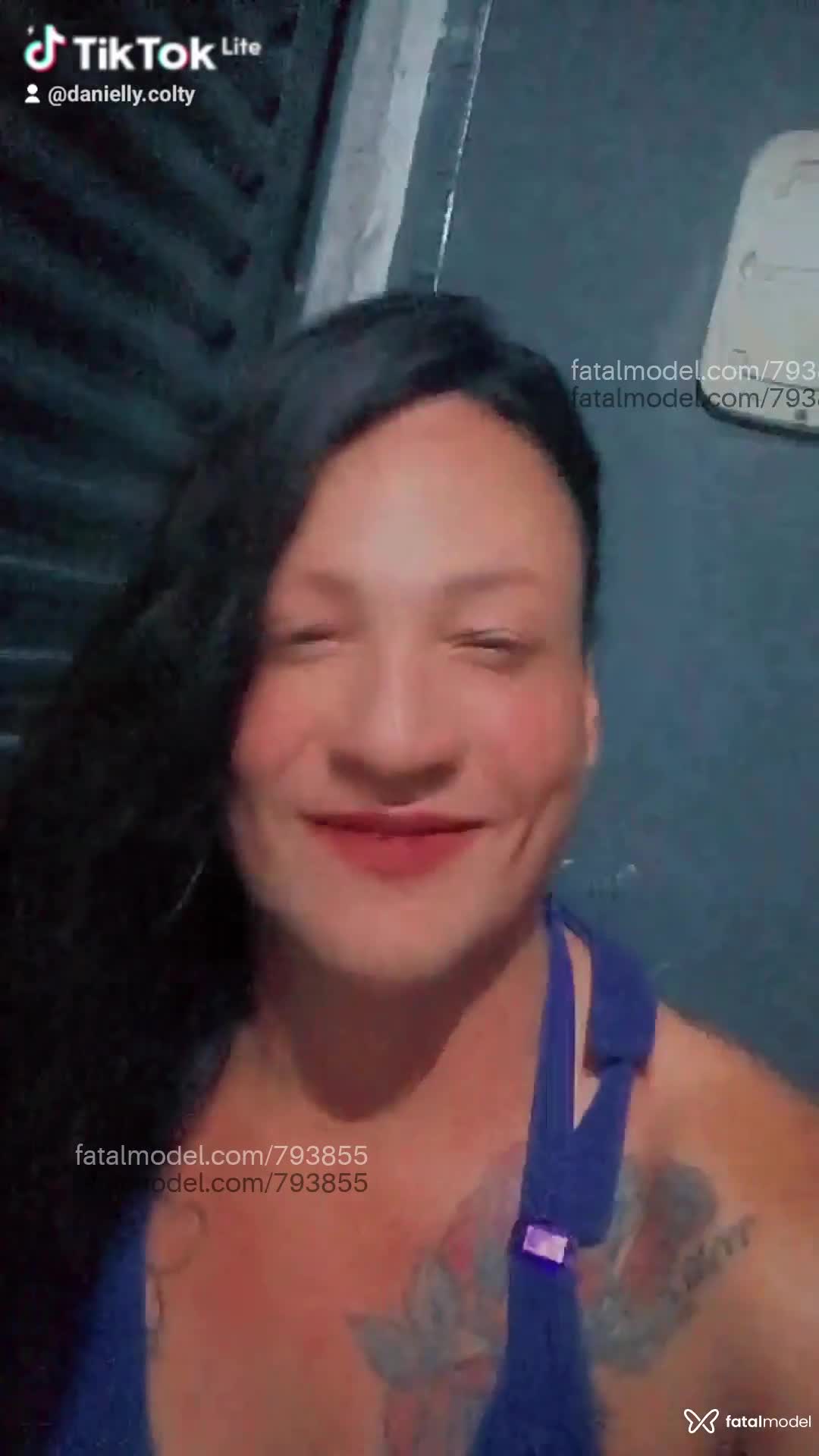 Acompanhante mulher trans morena (o) de olhos castanhos em Vargem - Danielly Colty