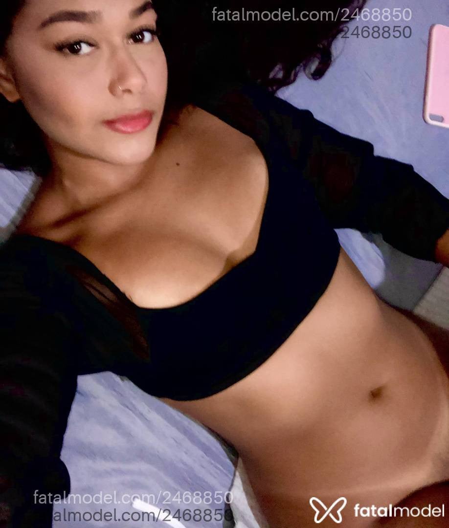 Acompanhante mulher com cabelo castanho de olhos castanhos em Manhuaçu - Diana