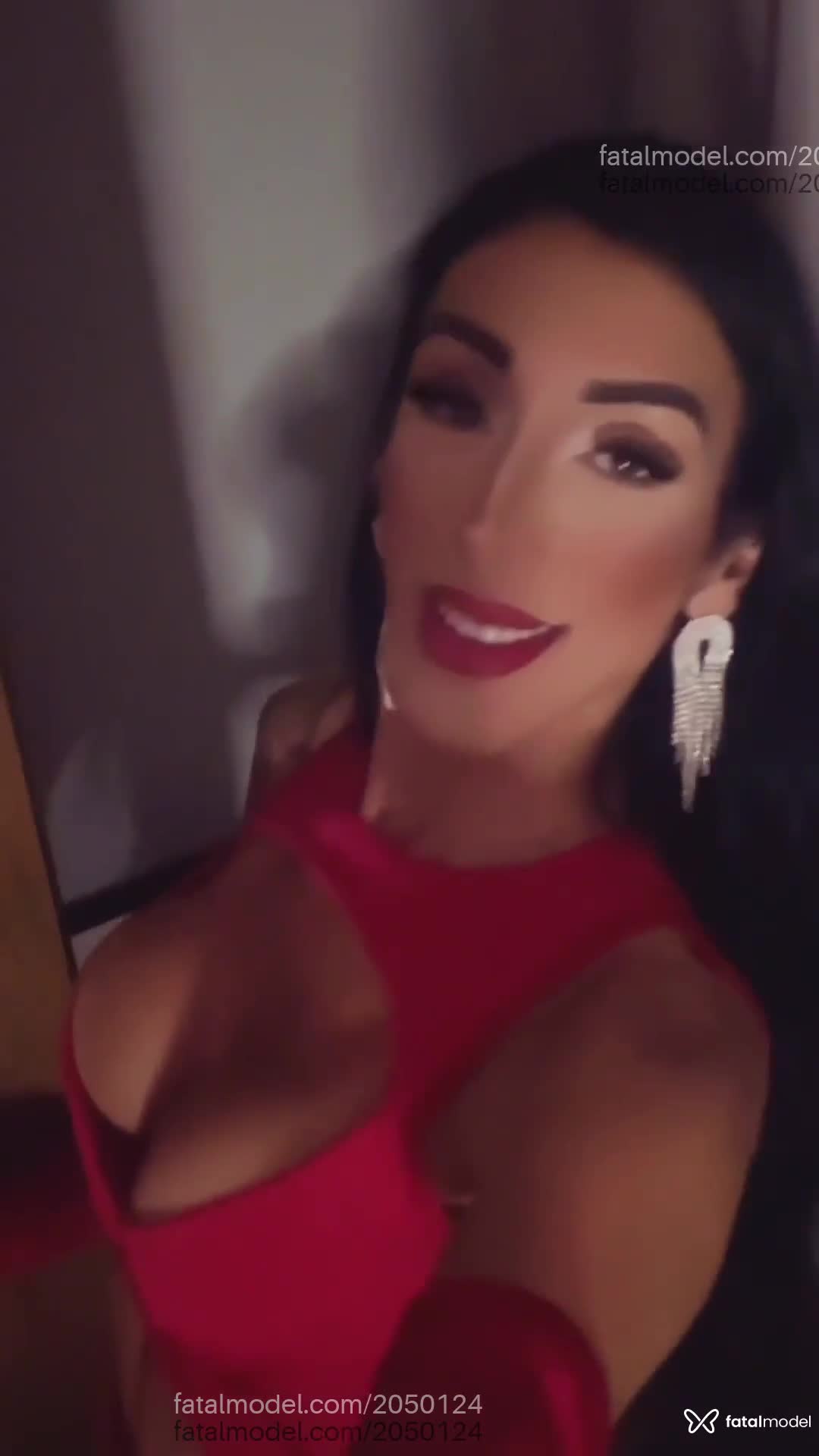 Acompanhante mulher trans morena (o) de olhos mel em São Paulo - Lurye Camargo