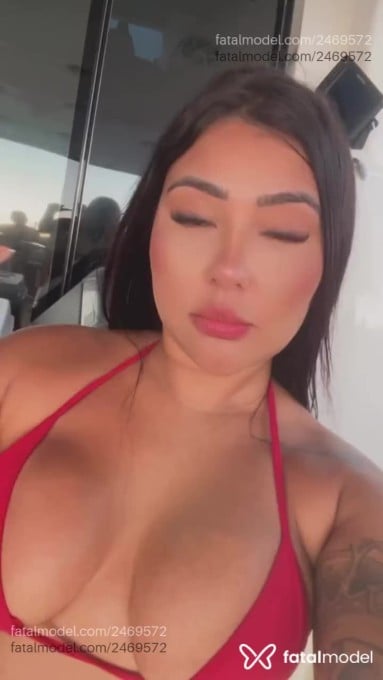 Acompanhante mulher morena (o) de olhos castanhos em Ilhabela - Amanda