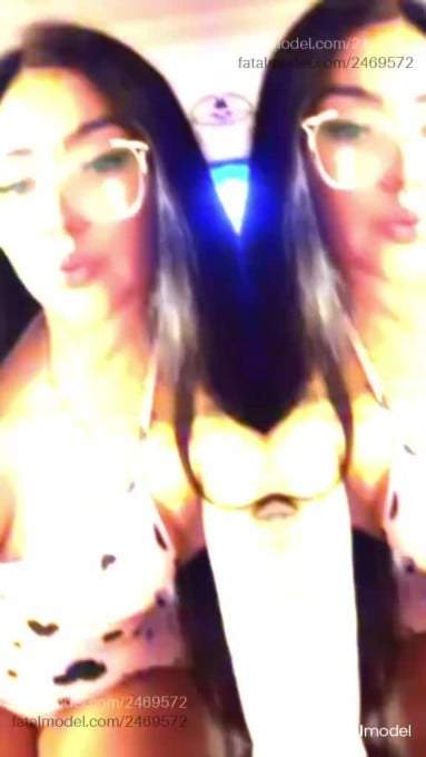 Acompanhante mulher morena (o) de olhos castanhos em Ilhabela - Amanda