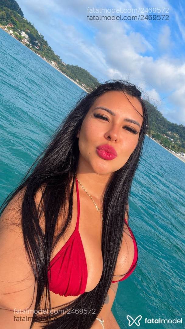 Acompanhante mulher morena (o) de olhos castanhos - Amanda