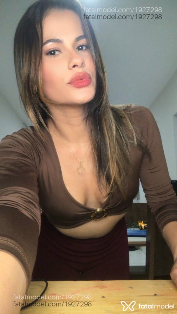 Acompanhante mulher morena (o) de olhos pretos em Araguaína - Mylly