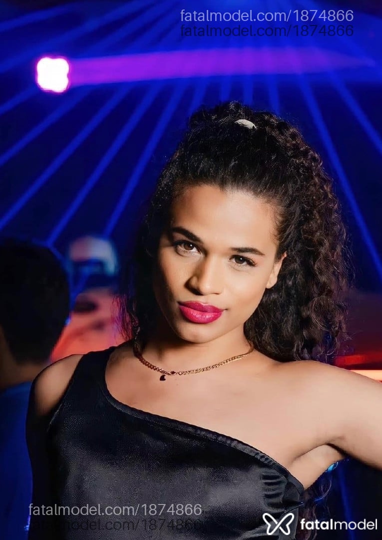 Acompanhante mulher trans morena (o) de olhos mel em Guarulhos - Stephannie