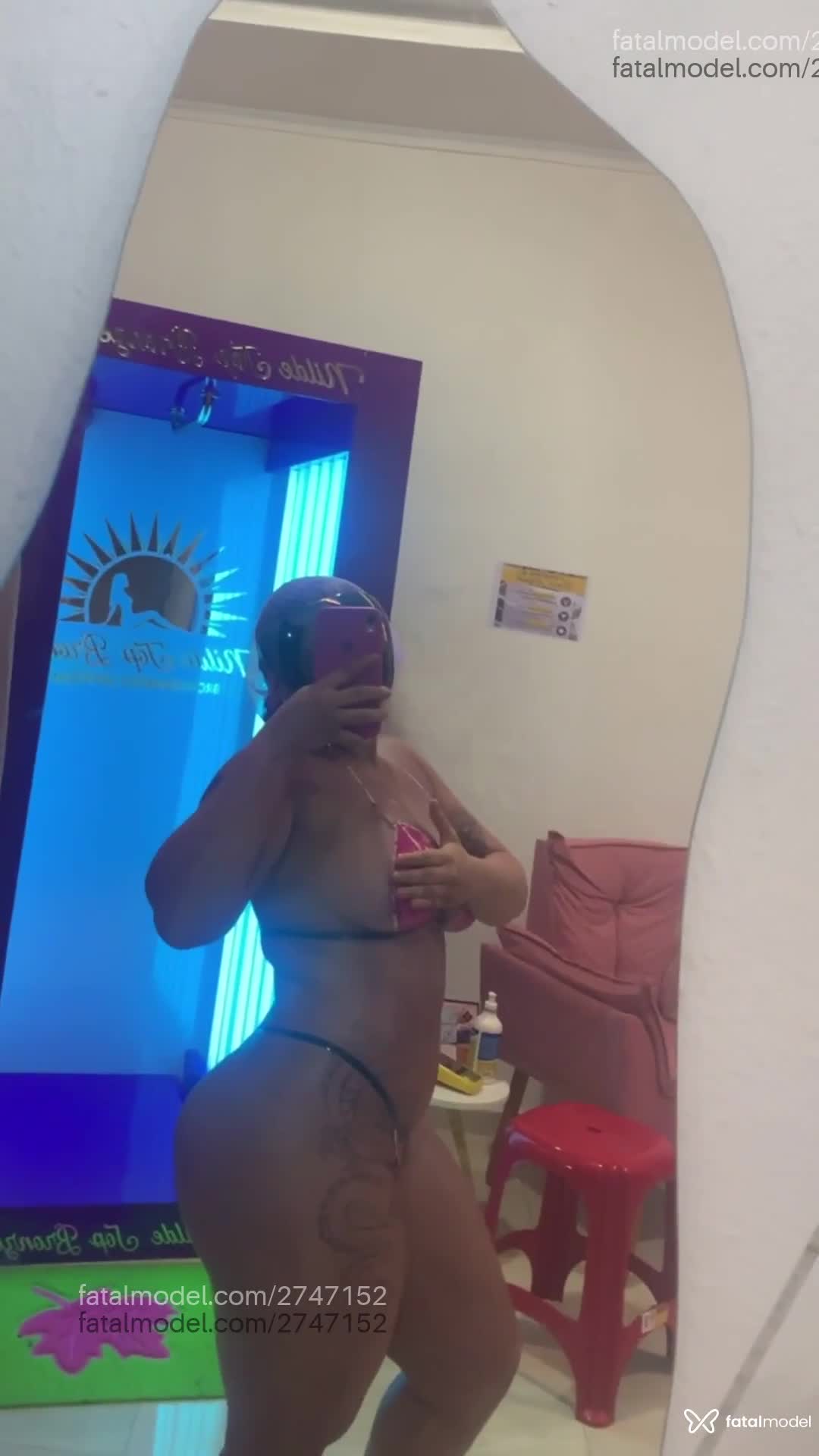 Acompanhante mulher com cabelo castanho de olhos castanhos em Castanhal Acompanhante mulher com cabelo castanho de olhos castanhos em Castanhal - Pérola Caroline