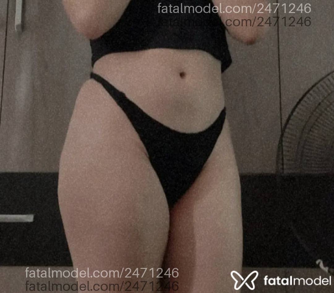 Acompanhante mulher trans com cabelo castanho de olhos mel em Joinville Acompanhante mulher trans com cabelo castanho de olhos mel em Joinville - Imola