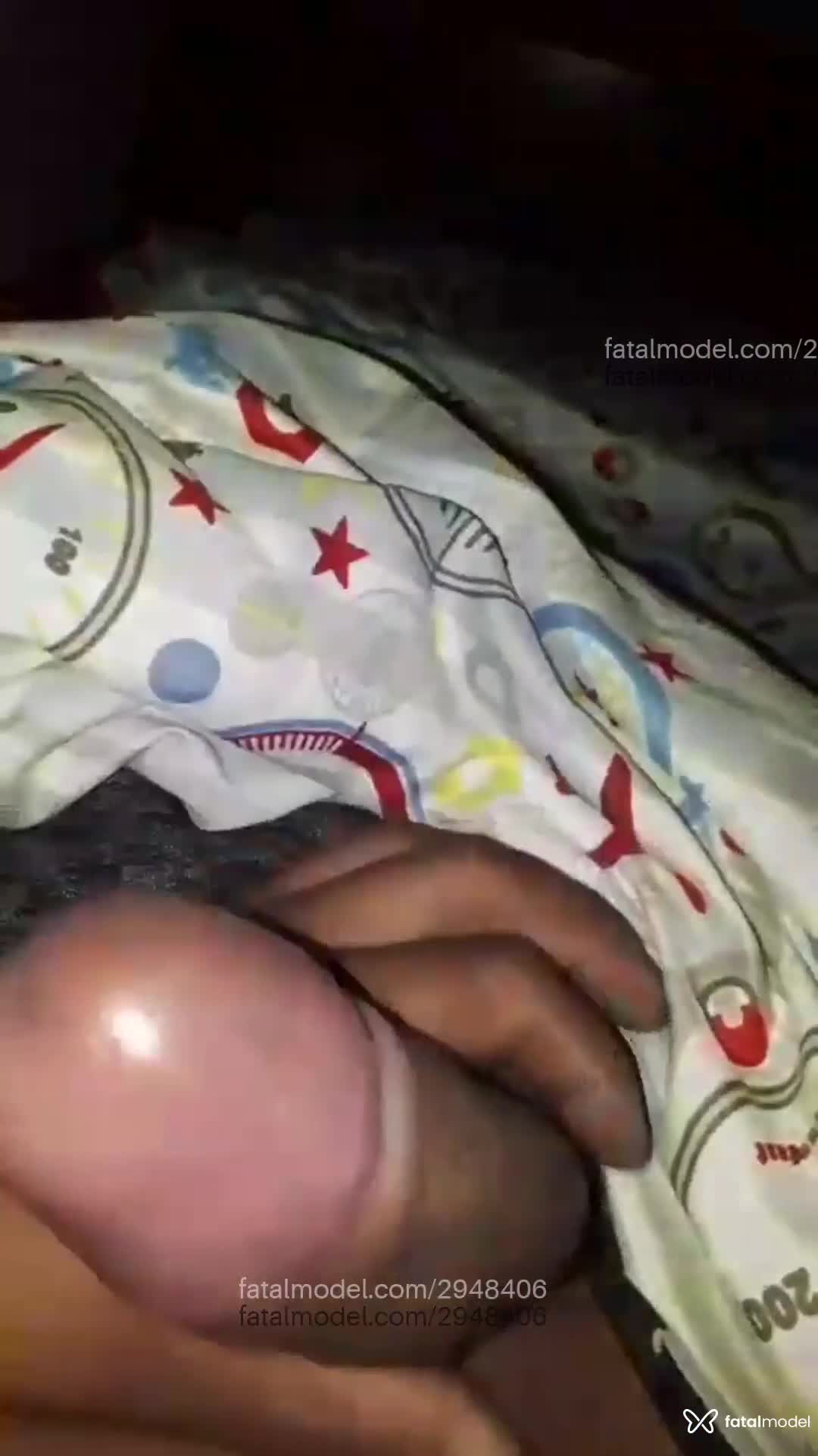 Acompanhante homem com cabelo castanho de olhos castanhos em Sumaré Acompanhante homem com cabelo castanho de olhos castanhos em Sumaré - Nerii