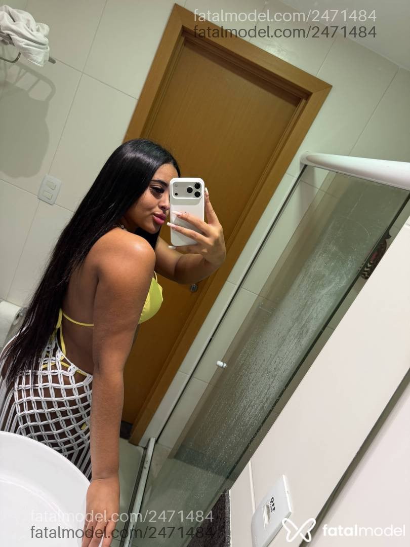 Acompanhante mulher morena (o) de olhos pretos - Eduarda