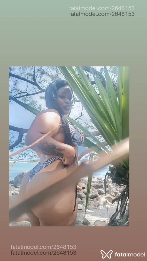 Acompanhante mulher morena (o) de olhos castanhos em Viamão - Bruna Moura