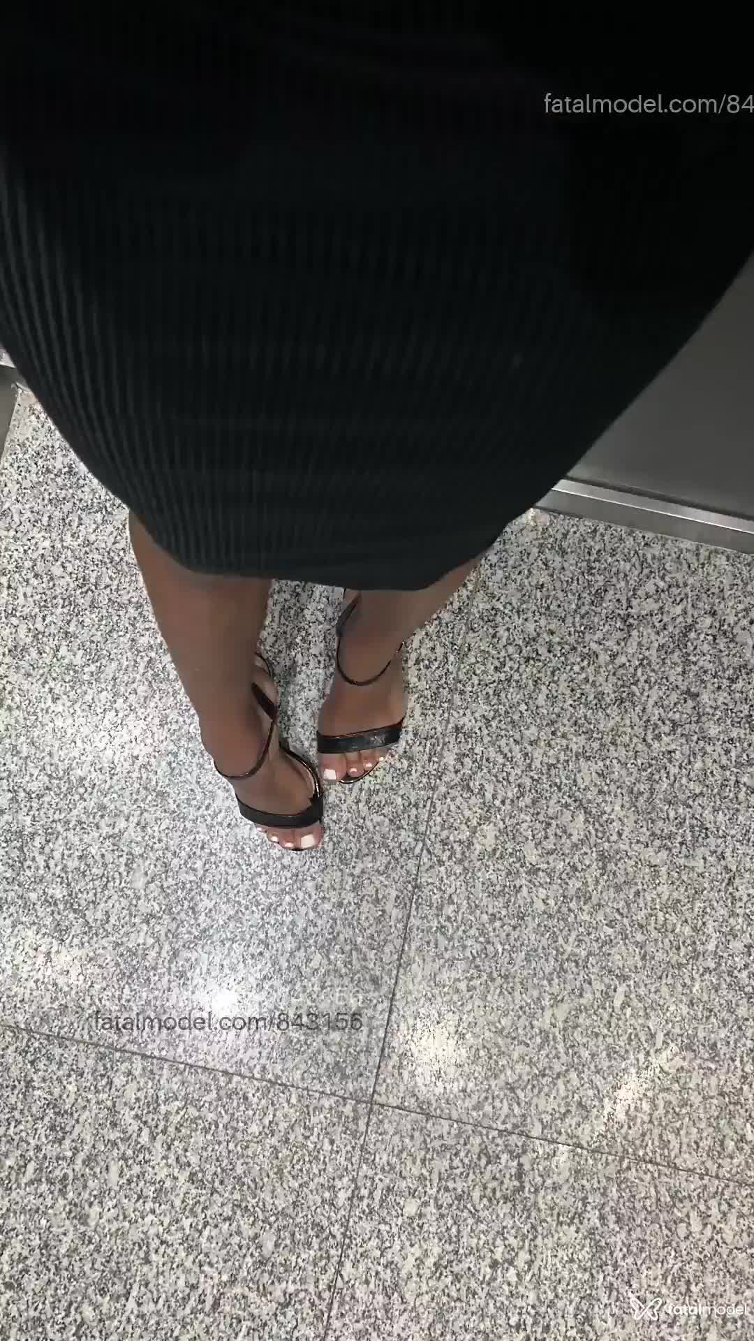 Acompanhante mulher com cabelo castanho de olhos mel em Teófilo Otoni - Melanie Pomaikai