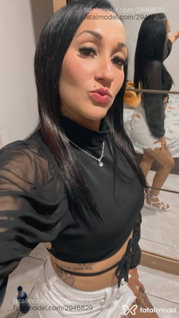 Acompanhante mulher morena (o) de olhos pretos em Cachoeirinha - Rayssa
