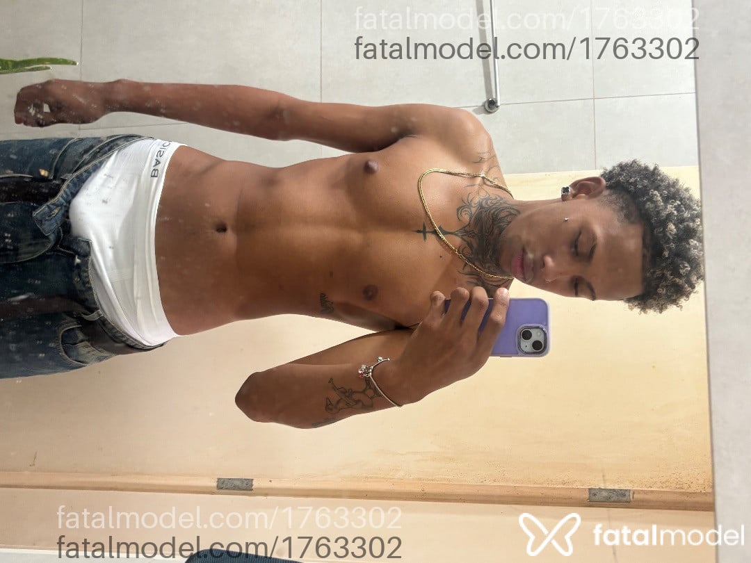 Acompanhante homem morena (o) de olhos pretos em Belo Horizonte - Gustavo