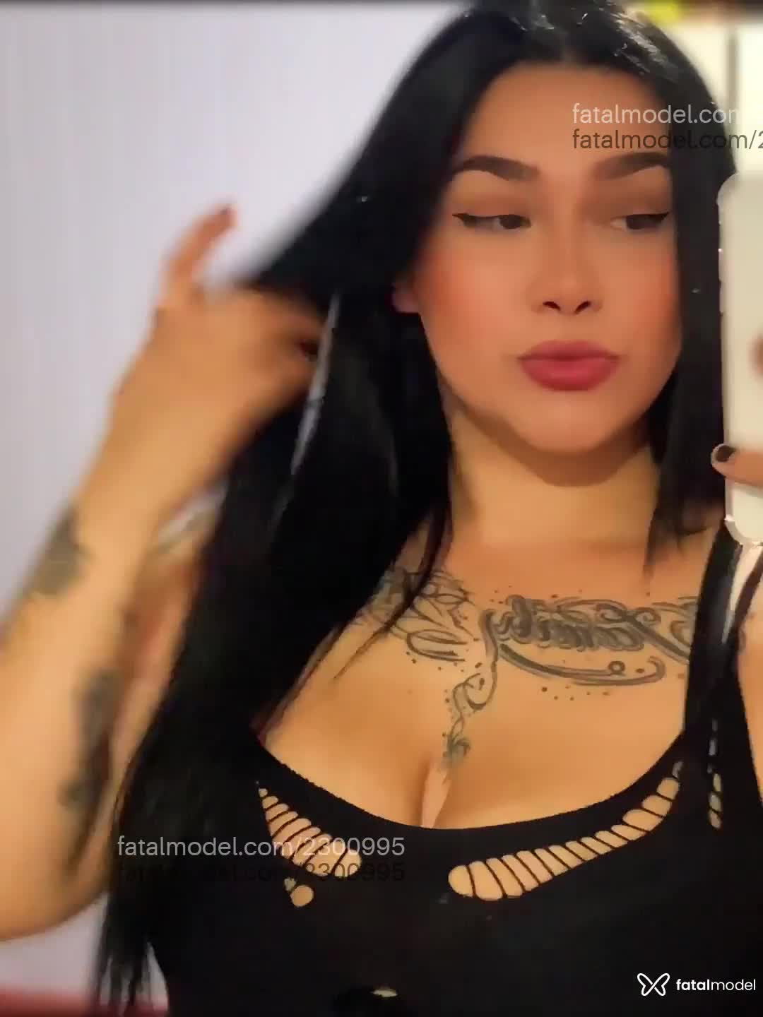 Acompanhante mulher morena (o) de olhos castanhos em Joinville - Thais