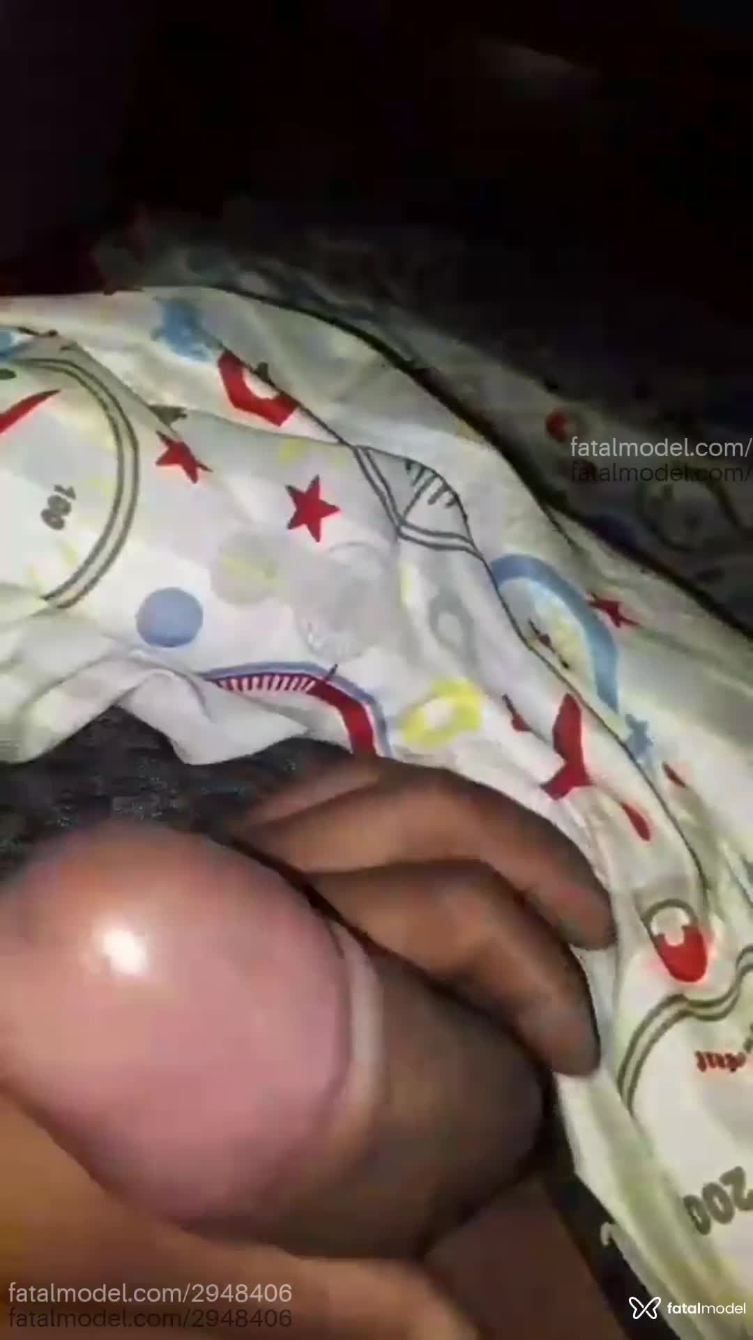 Acompanhante homem com cabelo castanho de olhos castanhos em Sumaré Acompanhante homem com cabelo castanho de olhos castanhos em Sumaré - Nerii