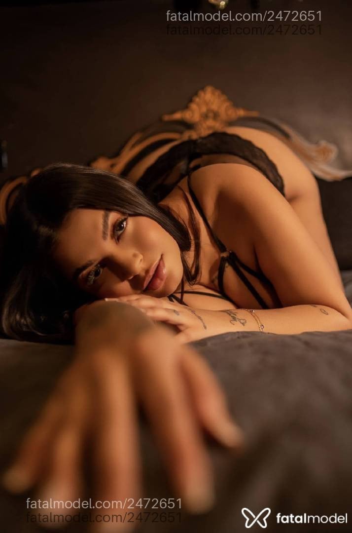 Acompanhante mulher morena (o) de olhos castanhos - Nana