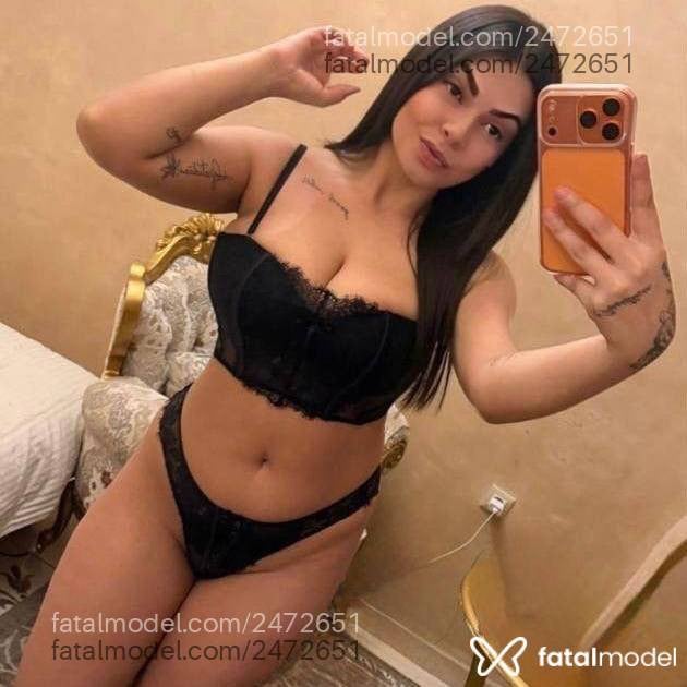 Acompanhante mulher morena (o) de olhos castanhos - Nicolly