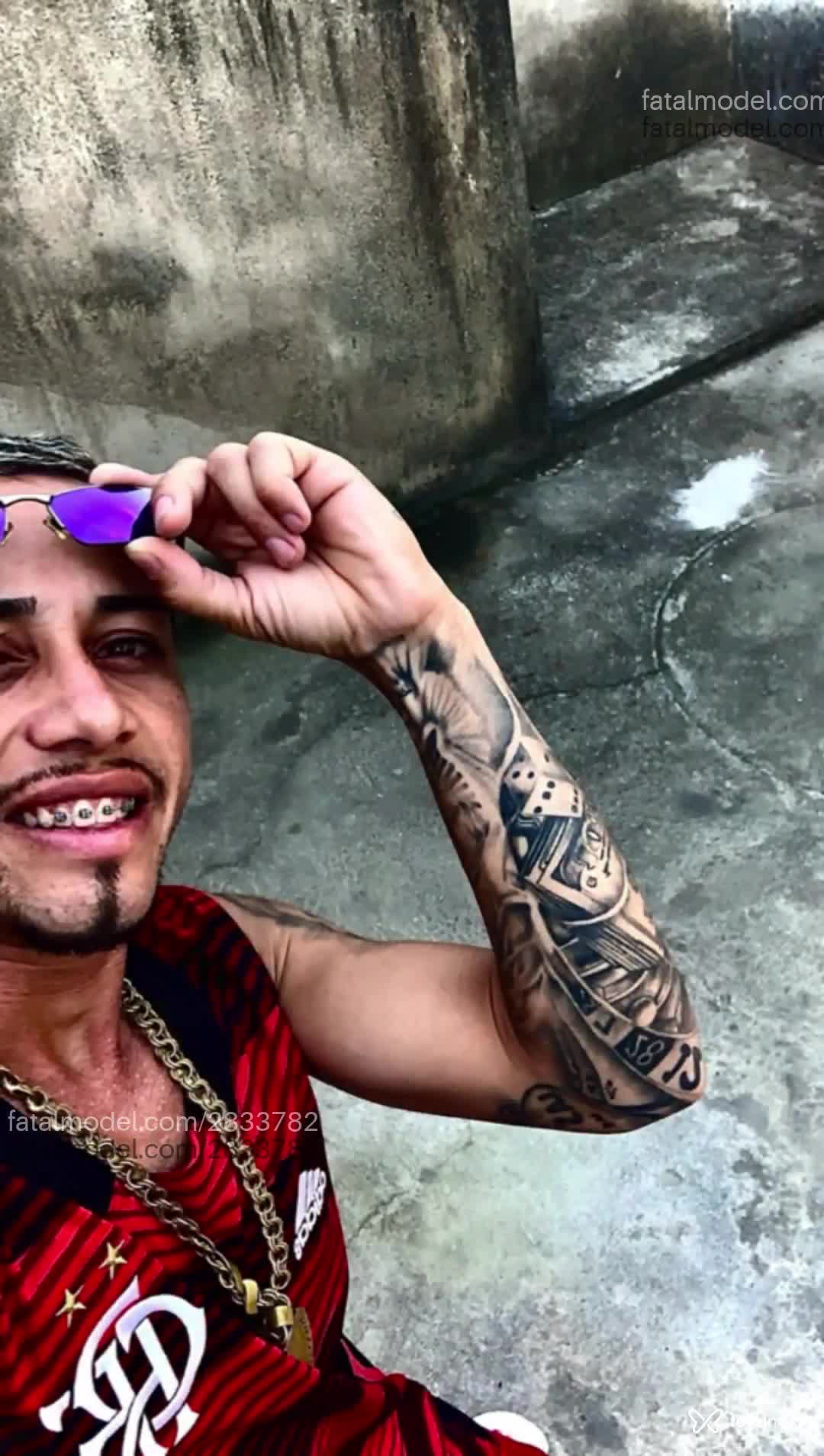 Acompanhante homem morena (o) de olhos castanhos em Iguaba Grande - Marcos
