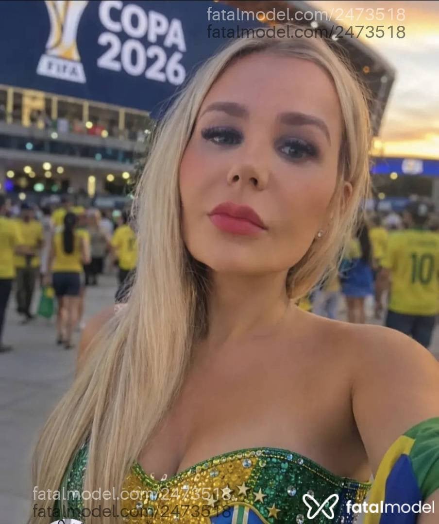 Acompanhante mulher loira (o) de olhos castanhos - Ayla Borges