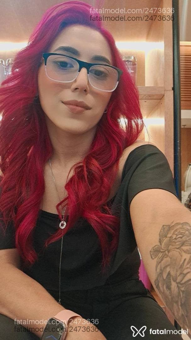 Acompanhante mulher morena (o) de olhos castanhos em São Paulo - Pikenah