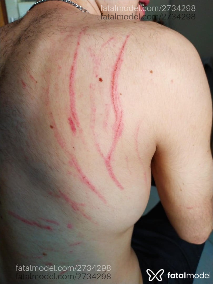 Acompanhante homem com cabelo castanho de olhos castanhos em Barueri Acompanhante homem com cabelo castanho de olhos castanhos em Barueri - Bryan Homen Culto