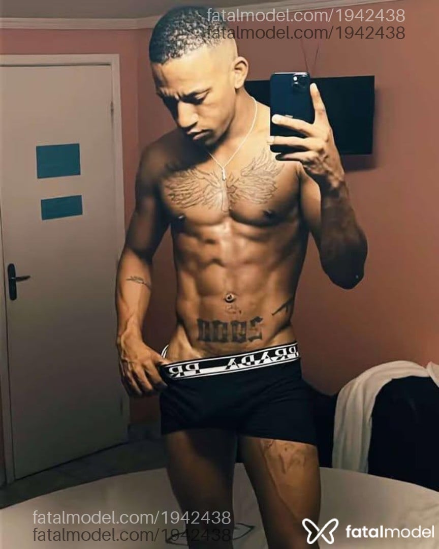 Acompanhante homem morena (o) de olhos pretos em Feira de Santana - Palozinho