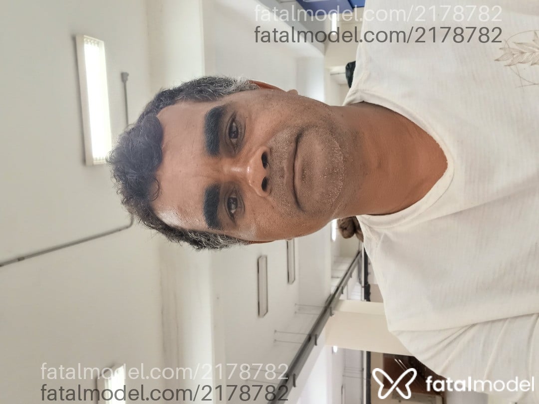 Acompanhante homem morena (o) de olhos pretos em Virtual - Pedro