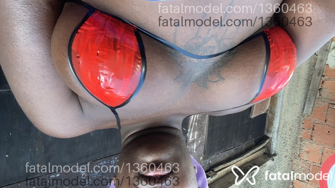 Acompanhante travesti com cabelo castanho de olhos castanhos em Juiz de Fora - Dhyana sampaio