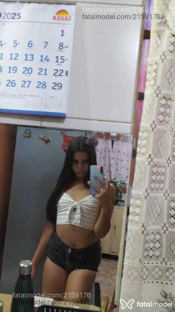 Acompanhante mulher trans morena (o) de olhos castanhos em São Paulo - Melissa Mel