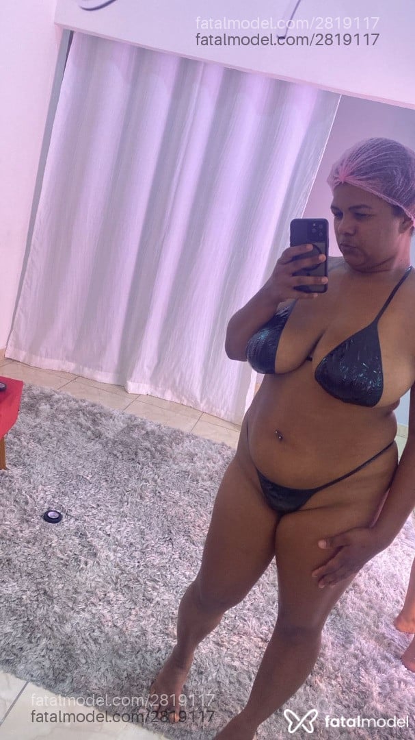 Acompanhante mulher morena (o) de olhos pretos em Virtual Acompanhante mulher morena (o) de olhos pretos em Virtual - Gabrielly