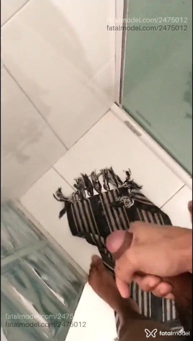 Acompanhante homem com cabelo castanho de olhos castanhos em Macaé - Caique