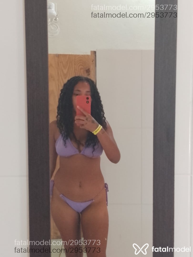Acompanhante mulher morena (o) de olhos pretos em Virtual - Kelly