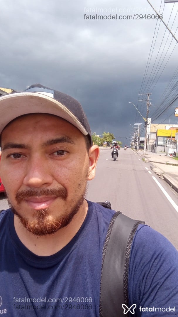 Acompanhante homem com cabelo castanho de olhos castanhos em Manaus - Mr Saem