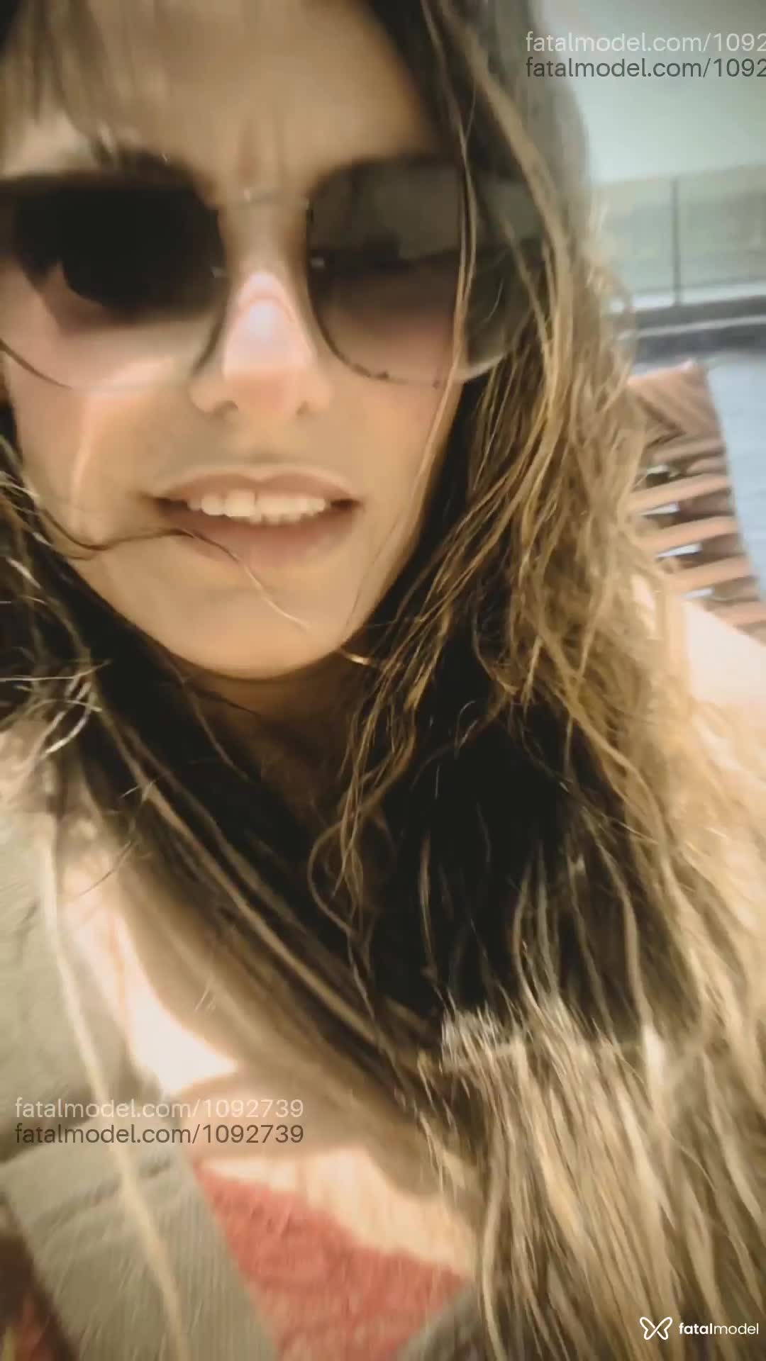 Acompanhante mulher loira (o) de olhos castanhos - Gaby Freitas Acompanhante mulher loira (o) de olhos castanhos - Gaby Freitas
