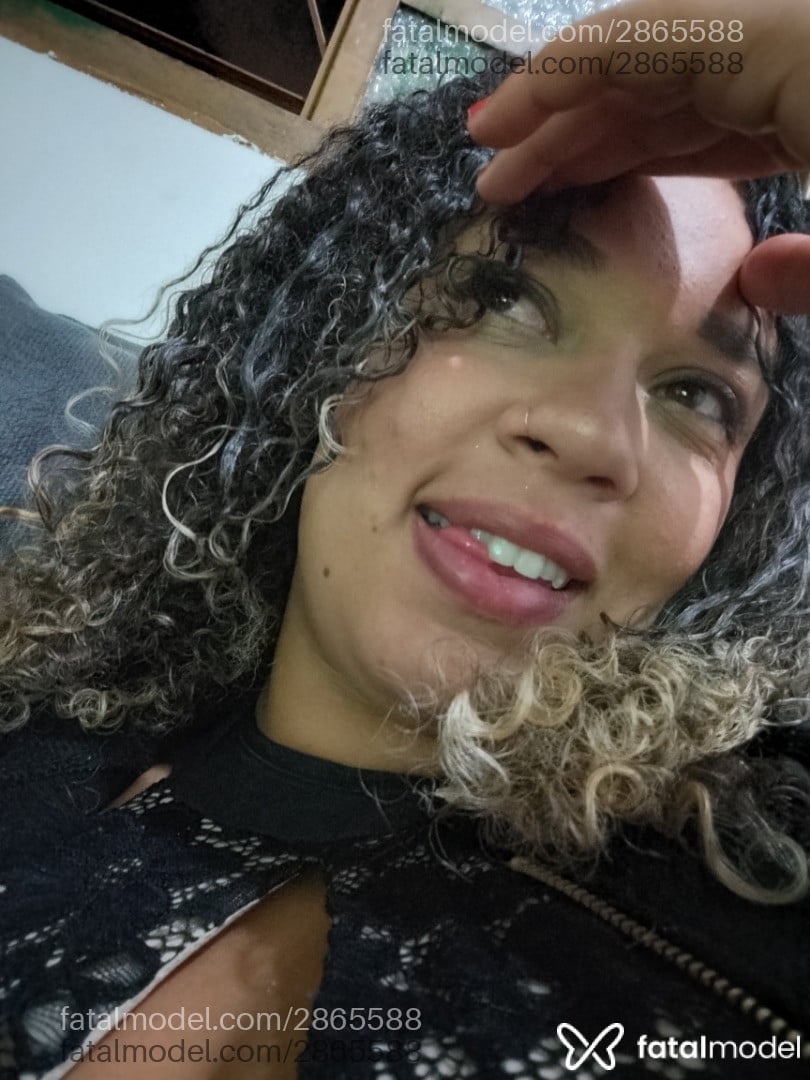 Acompanhante mulher morena (o) de olhos mel em Luziânia - Laís Siqueira