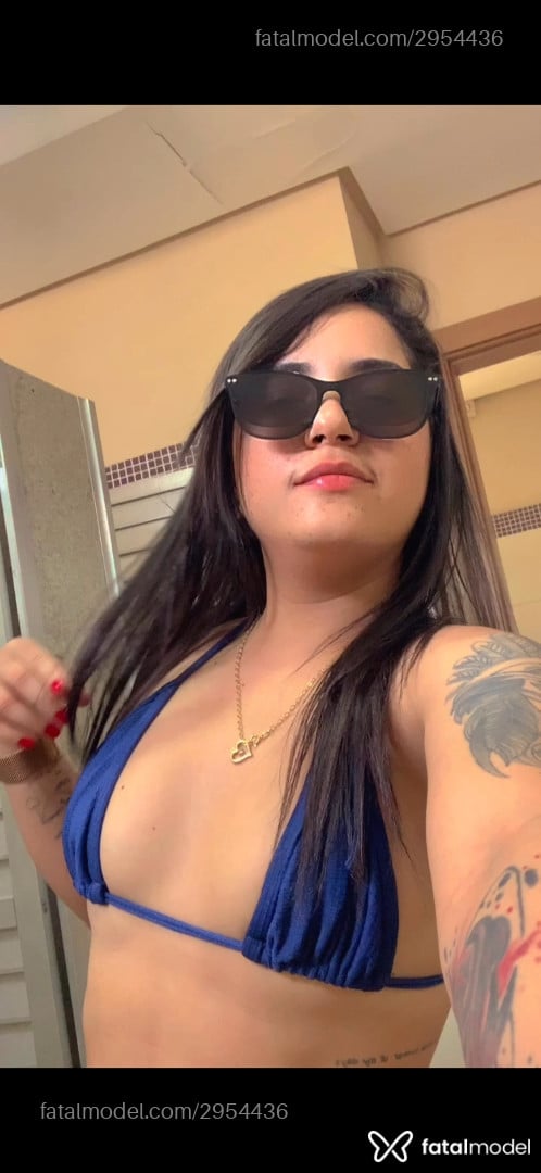 Acompanhante mulher com cabelo castanho de olhos mel em Paragominas - Víviane