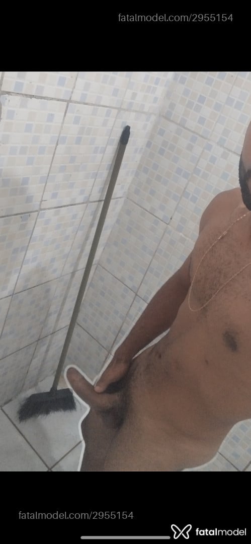 Acompanhante homem morena (o) de olhos pretos em João Pessoa - Henrique