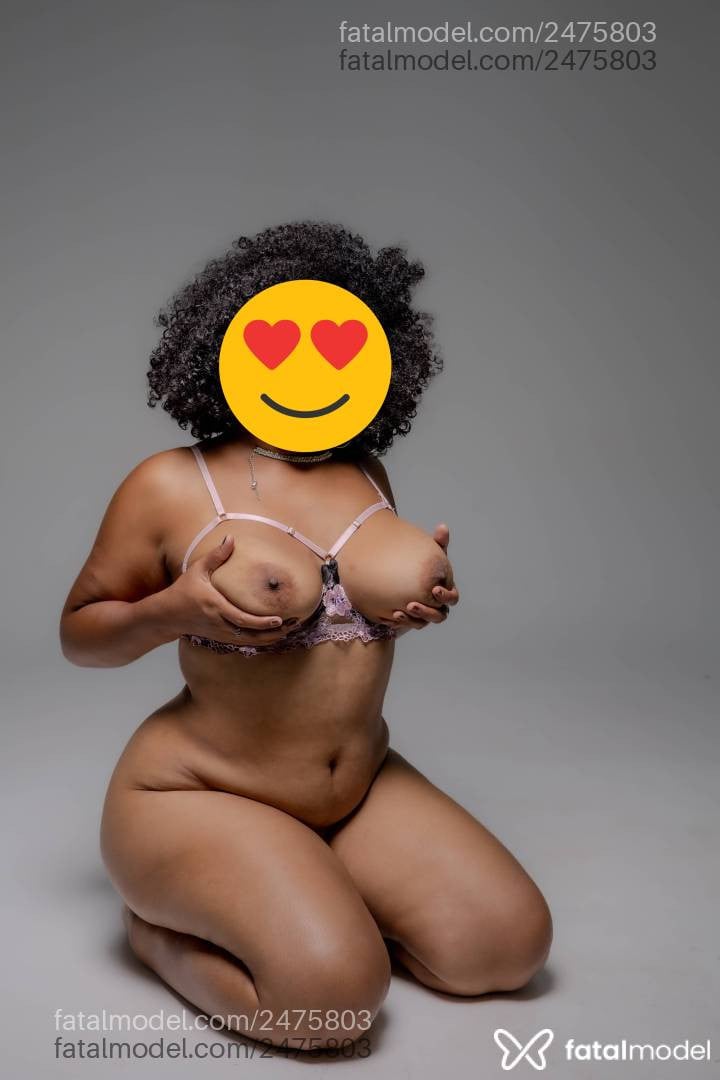Acompanhante mulher morena (o) de olhos castanhos em Uberlândia - Valentina Liz