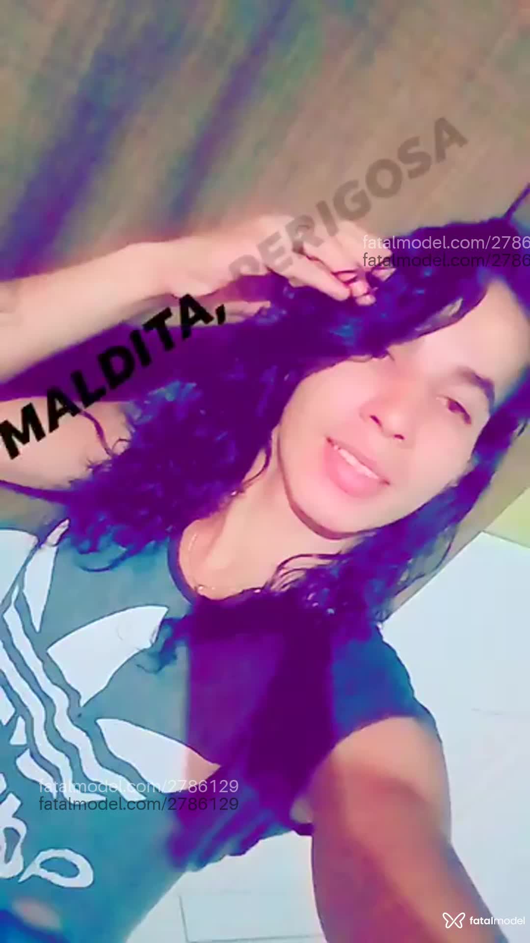 Acompanhante mulher trans morena (o) de olhos mel - Rafaelly