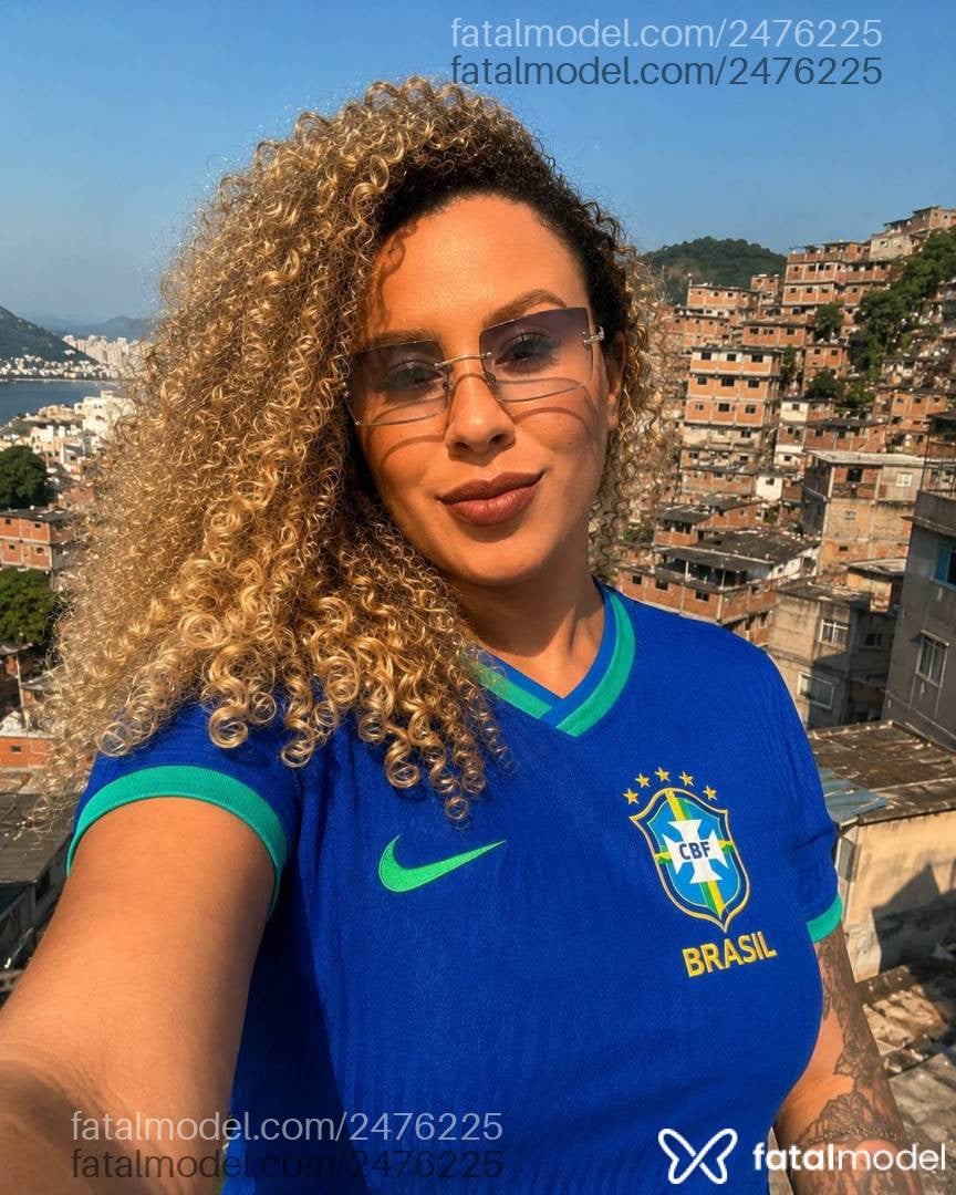 Acompanhante mulher loira (o) de olhos castanhos em São Paulo - Maria Madalena
