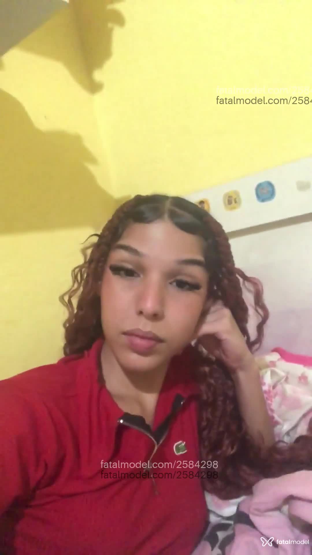 Acompanhante mulher trans morena (o) de olhos castanhos em Fortaleza - Cristaldevries
